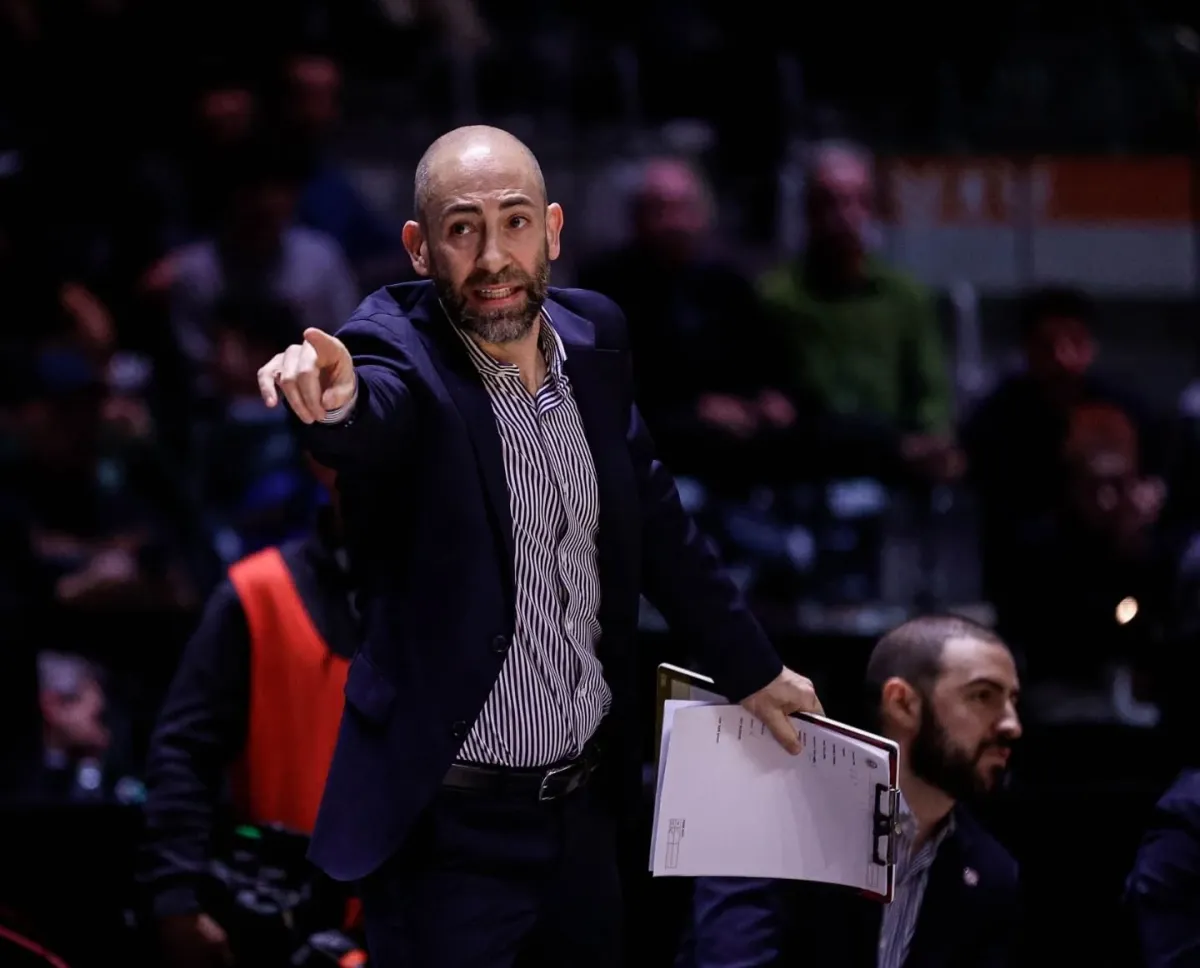 Basket, la matricola Trieste ai playoff: c'è anche la mano dell'eugubino Taccetti