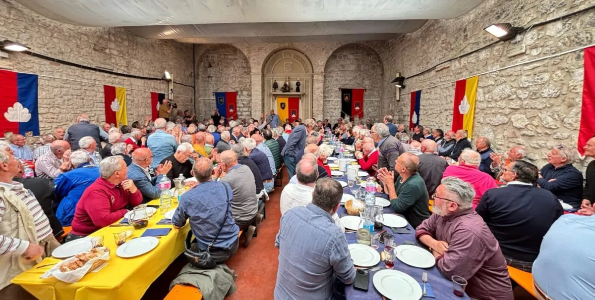 Il Pranzo del Cuore: i Ceraioli Anziani onorati a Gubbio