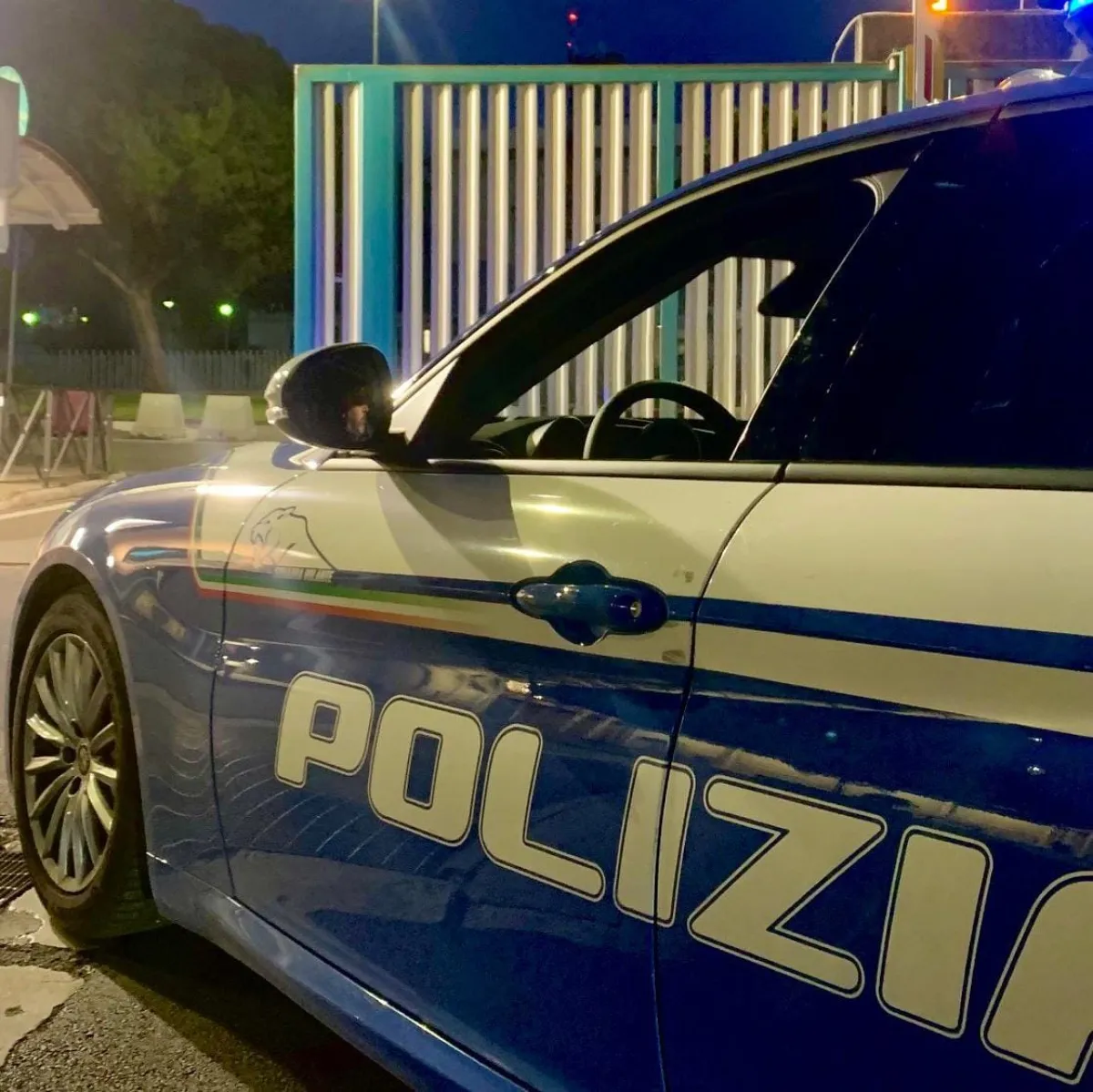 Porta Pesa, gira con machete, passamontagna e droga: 28enne arrestato