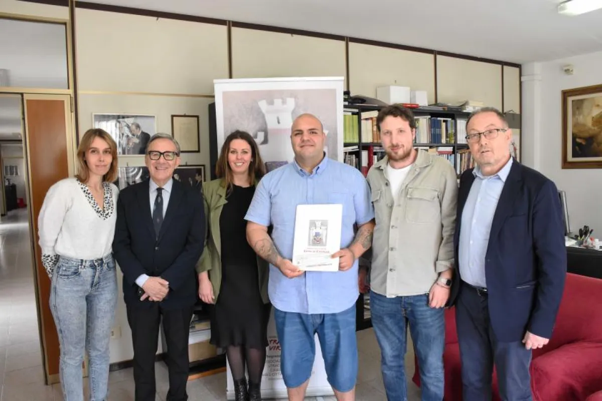 Dal carcere a Città di Castello per ritirare il premio letterario. La storia di speranza di Nicholas Lupo
