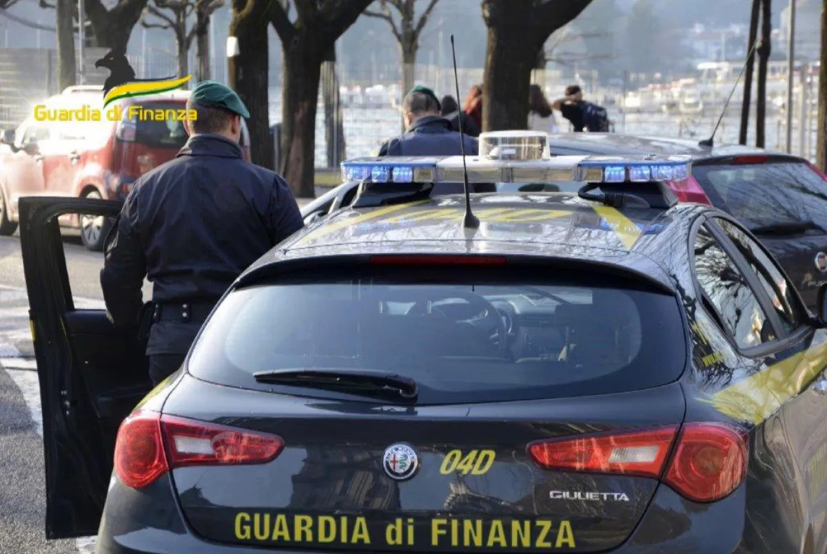 Città di Castello, giro di prostituzione in un centro massaggi: locale sotto sequestro