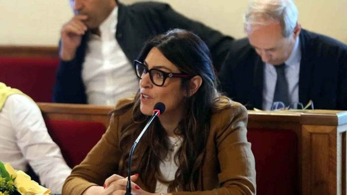 Trevi, negano a consigliera neomamma di partecipare alla seduta da remoto. Assessora Meloni: "Politica deve essere inclusiva"