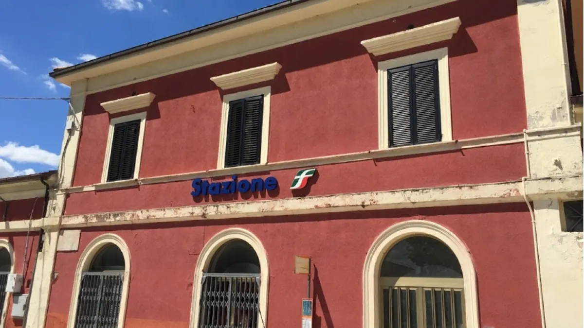 Gualdo Tadino, prostituzione e degrado nei pressi della stazione