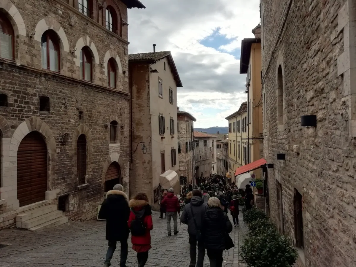 Gubbio, il cuore della città al centro del dialogo. L’Amministrazione comunale incontra i residenti del centro storico