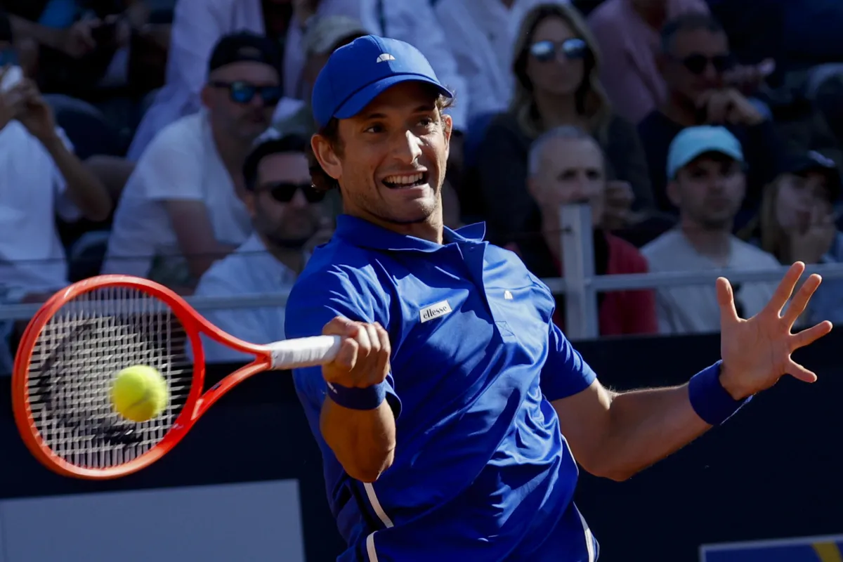 Tennis, Atp Roma: Passaro cede a Khachanov, sogno finito al terzo turno