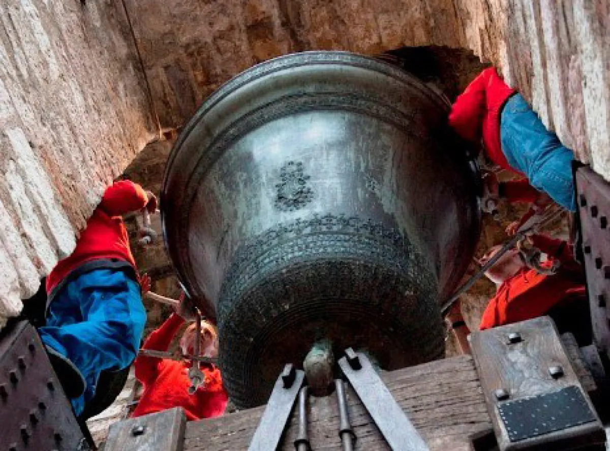 Quando suona il Campanone? A Gubbio si accende la magia della Festa dei Ceri