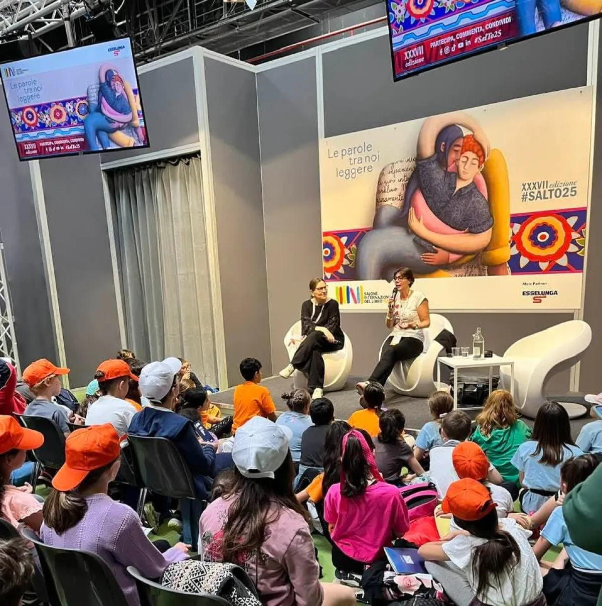 L'Umbria che scrive... In trasferta. Al SalTo 2025 è Patrizia Fortunati ad aprire gli appuntamenti dedicati ai giovani