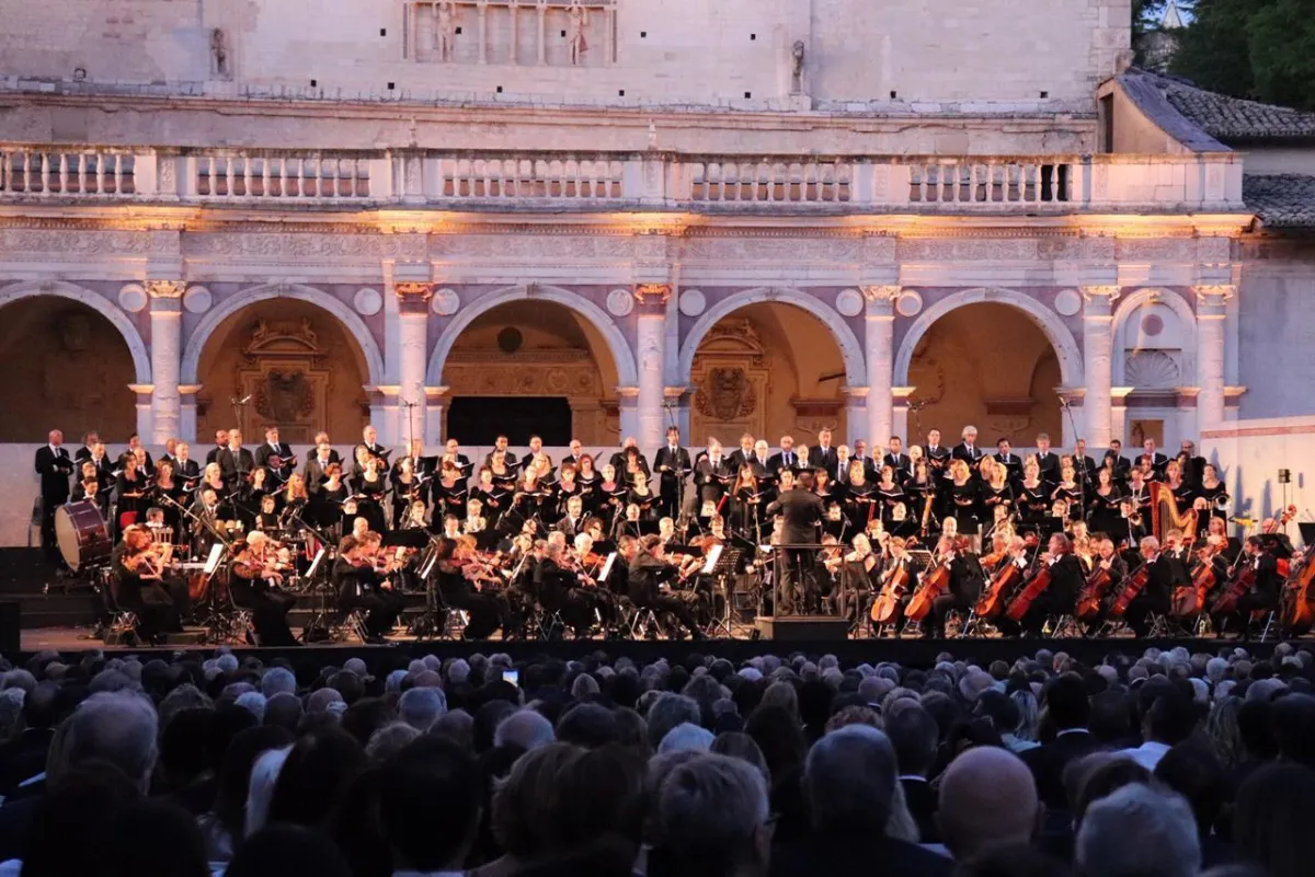Teatro sotto le stelle: gli spettacoli da non perdere in Umbria nella seconda metà di giugno