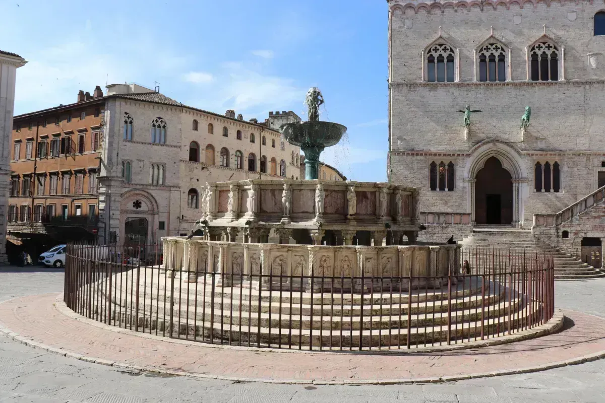Sicurezza, presentato il primo pacchetto di interventi per la città di Perugia: più agenti, videosorveglianza e presidi civici