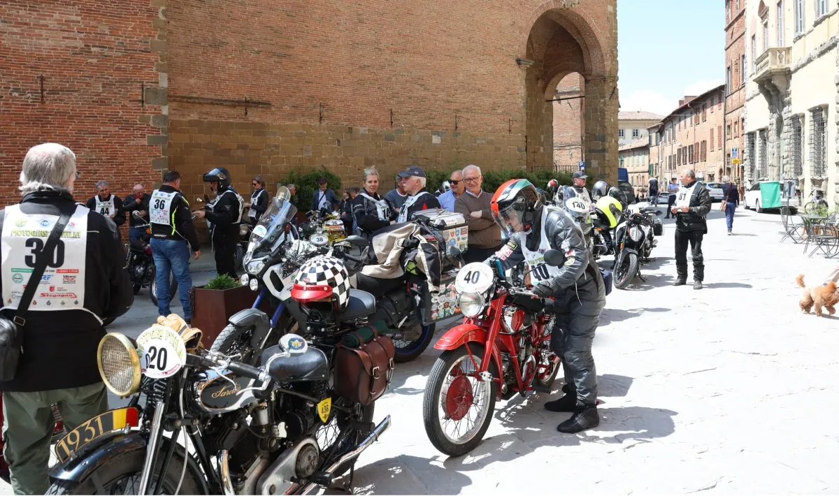 Il Motogiro d'Italia è transitato per Gualdo Tadino e Nocera Umbra: arriverà a Terni