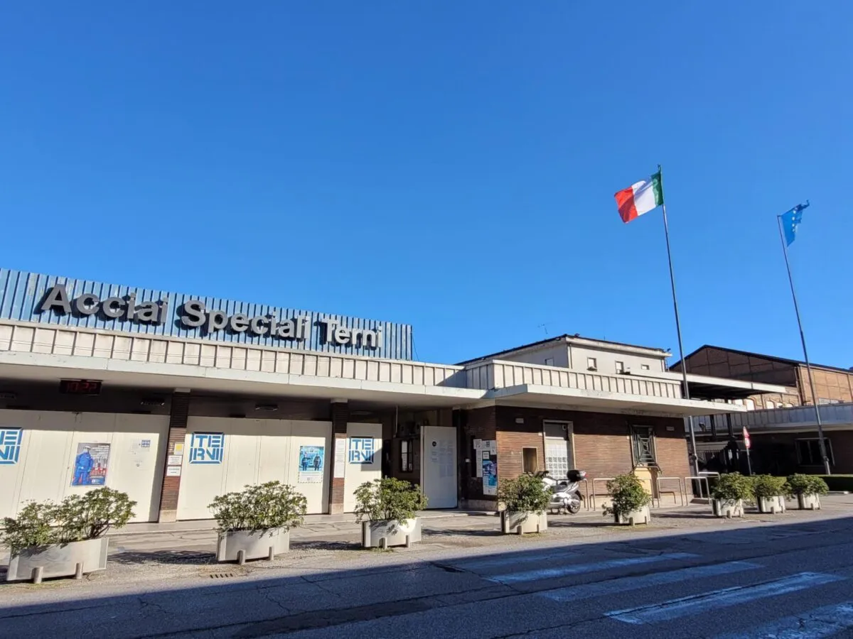 AST, verso il rinvio per l’accordo di programma: anche le infrastrutture escluse dal testo. Consolidamento dell'area a caldo e più produzione a freddo