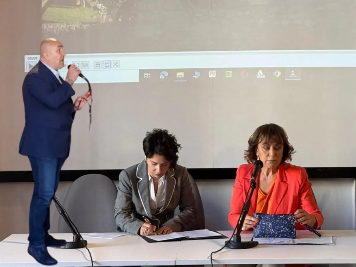 Terni, firmato il protocollo tra Prefettura e Ufficio scolastico contro le droghe e Bandecchi commuove gli studenti col dramma del fratello
