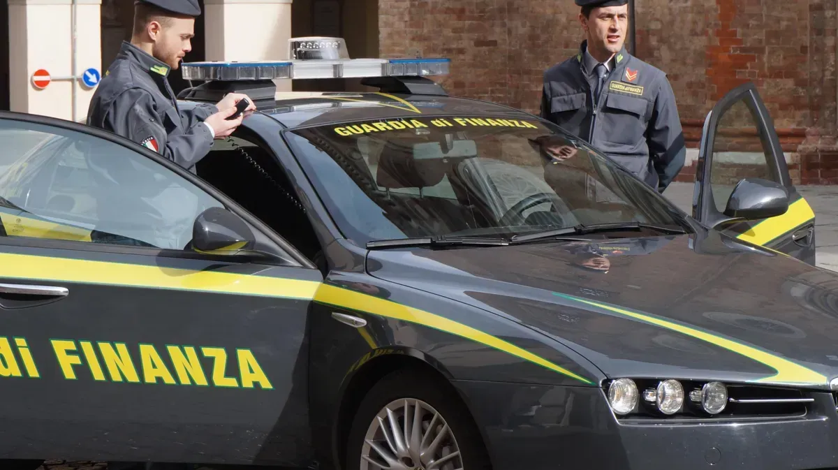 Soldi falsi, criptovalute e truffe online: Terni nel mirino dellla Guardia di Finanza