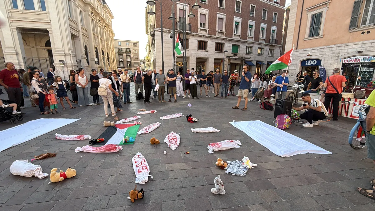 Palestina, presidio a Terni con decine di cittadini e richieste ufficiali