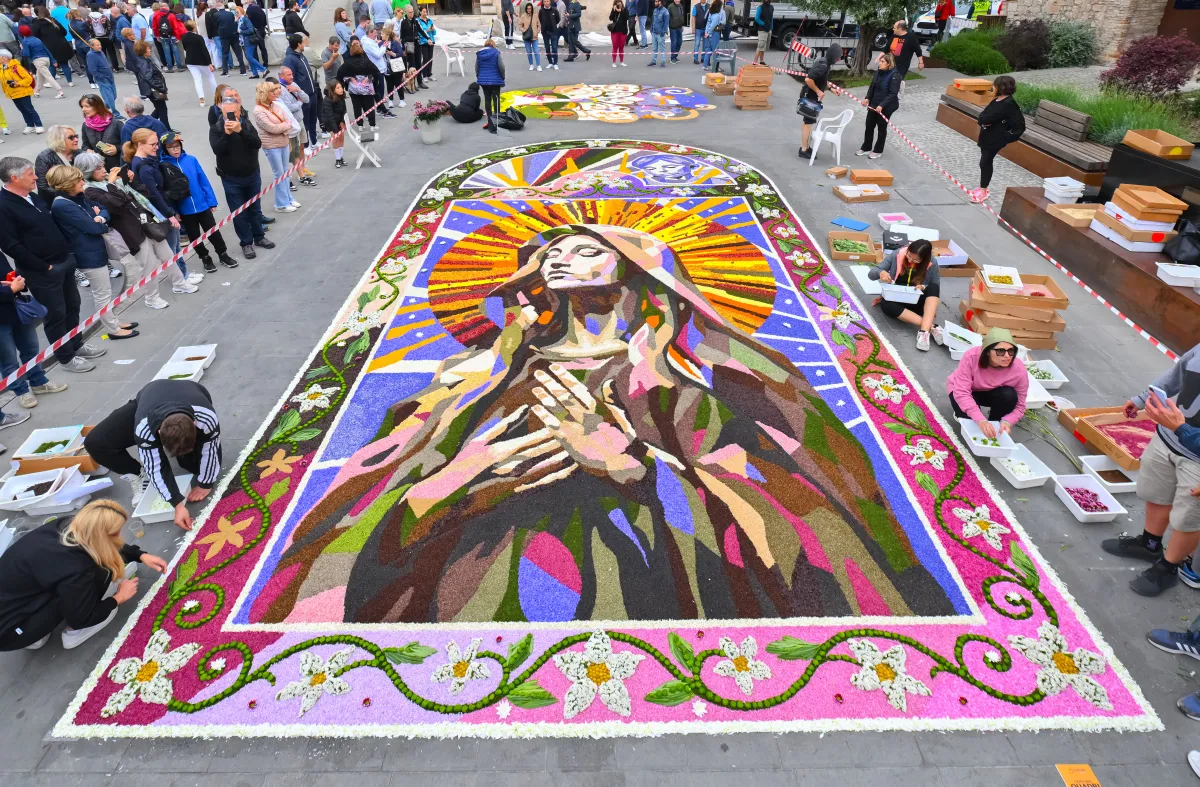 Spello, presentata l'Infiorata 2025: date, informazioni e novità di quest'edizione