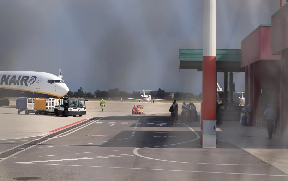 Aeroporto dell’Umbria, bilancio 2024 approvato: crescono passeggeri e ricavi, ma sul rosso pesa il taglio del volo per Orio al Serio