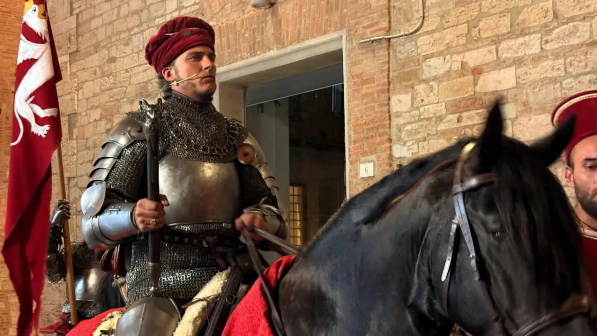 Braccio da Montone a Perugia: tra storia, videomapping e fuga in seguito all'apparizione di Sant’Ubaldo