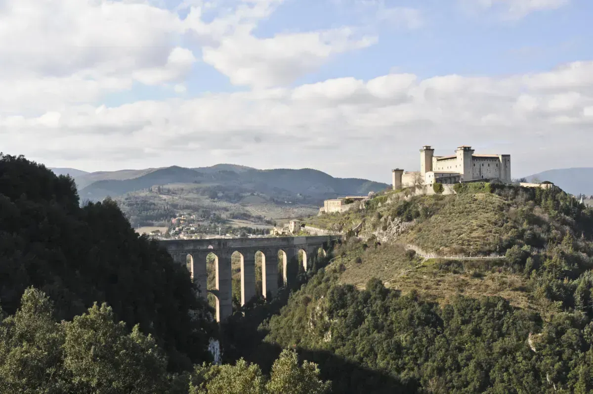 Umbria tra folklore, arte e cultura: gli eventi clou da non perdere tra fine giugno e inizio luglio