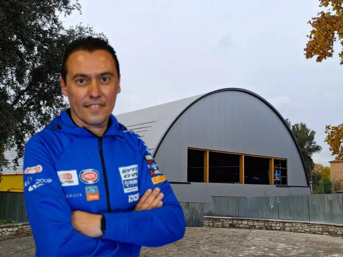 Terni, il Palasport di piazzale Senio verso l'intitolazione a Mirko Giansanti: omaggio a un’icona del motociclismo