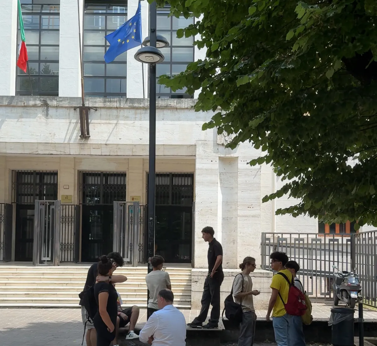 Maturità 2025 a Terni, gli studenti raccontano la prima prova