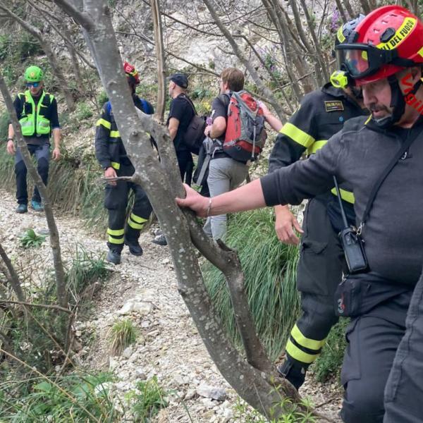 Domato incendio a Orvieto, recuperato escursionista a Norcia: oggi due interventi di soccorso aereo in Umbria