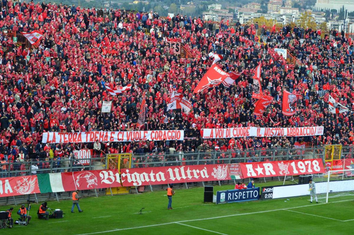 Ascoli-Perugia, il tifo biancorosso si prepara a un esodo di massa