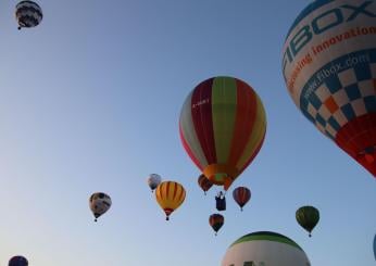 Mongolfiere, voli in elicottero e lanci col paracadute: ecco Terni Night Glow