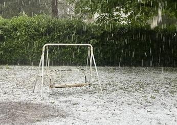 Maltempo in Umbria a cavallo di Ferragosto, bomba d’acqua a Terni, grandine ai Prati di Stroncone