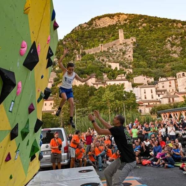 Valnerina, nel weekend Ferentillo capitale dell’arrampicata