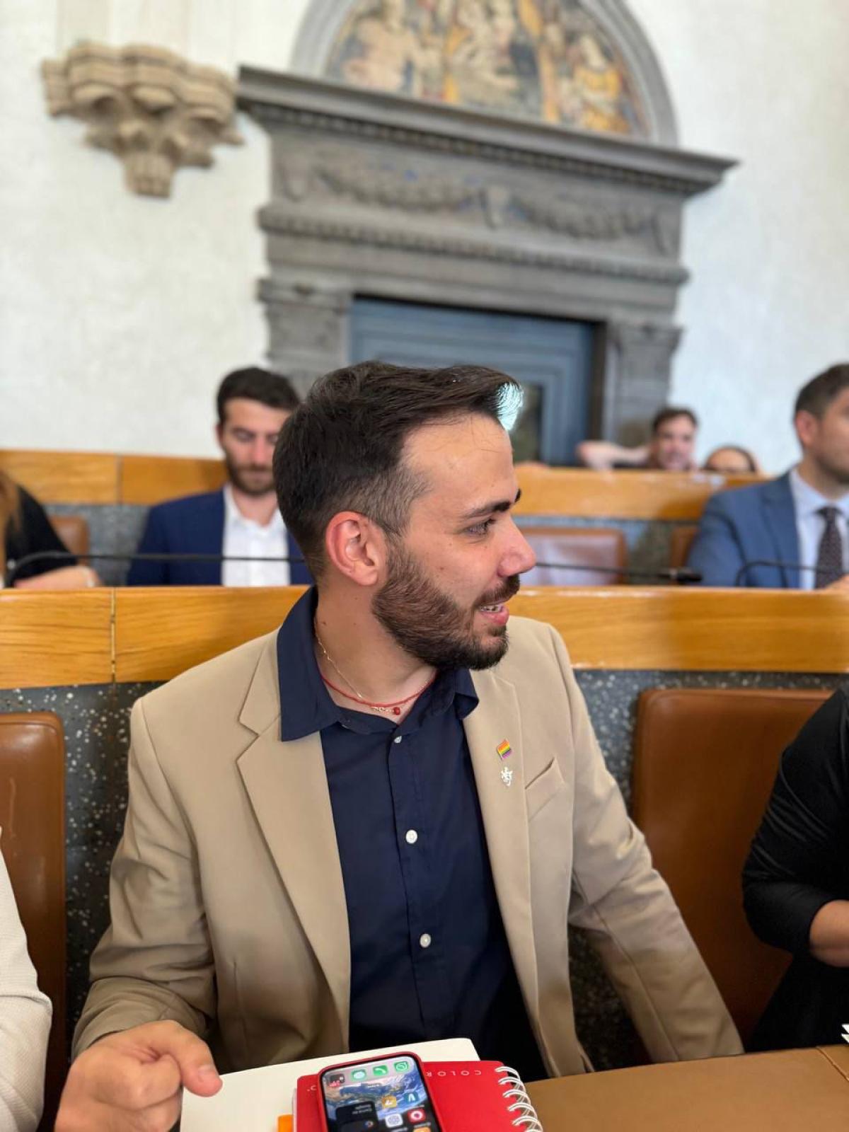 Perugia, a Palazzo dei Priori arriva la ‘delega arcobaleno’: Ermenegildi Zurlo (Pd) sarà la voce della comunità LGBTQIA+