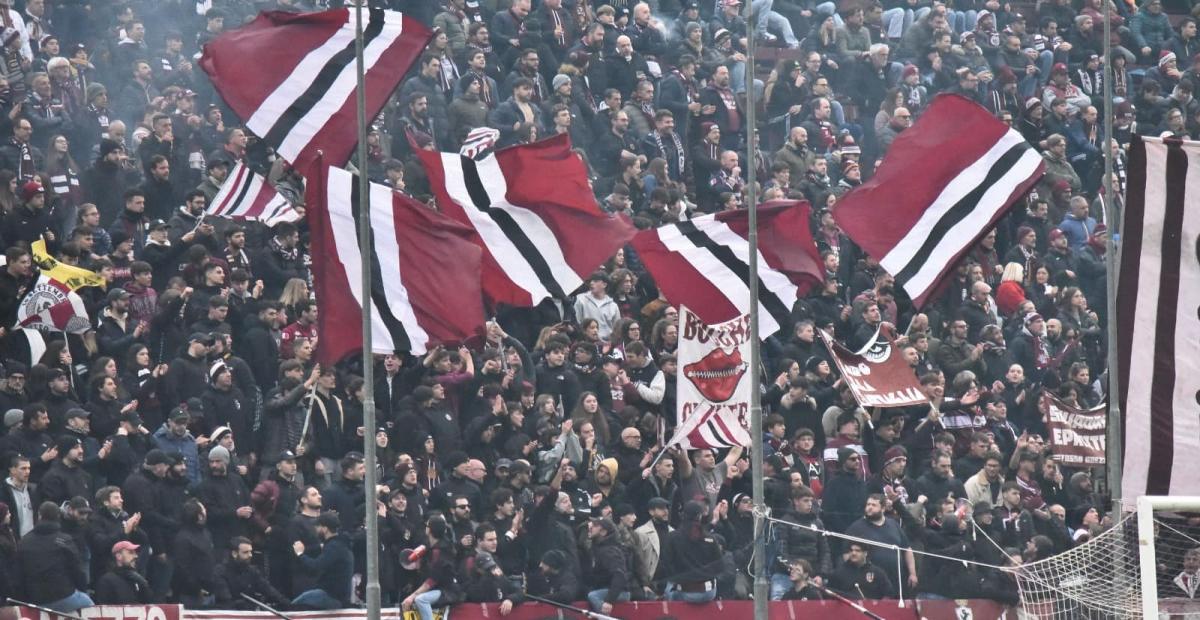 Derby dell’Etruria, sale l’attesa: al Curi ecco 500 tifosi dell’Arezzo