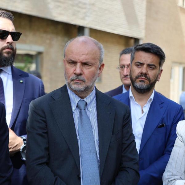 Ospedale di Spoleto, arriva in Umbria il Ministro della salute Schillaci: “Presto un decreto per abbattere le liste d’attesa”. Comitati in protesta: “Solo un tour elettorale per nascondere i problemi della sanità umbra”