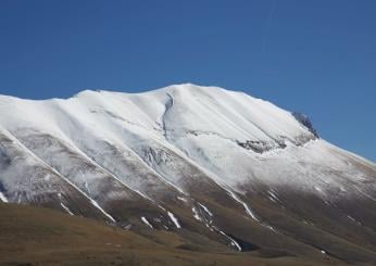 Neve d’aprile: cime imbiancate sull’Appennino umbro-marchigiano