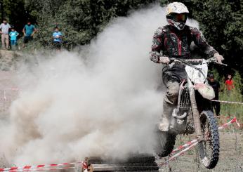 “Ghost rider” misterioso imperversa indisturbato nel Parco Ranghiasci. Le incursioni della moto da enduro senza targa