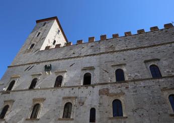 Todi si conferma centro d’arte internazionale. In arrivo la mostra dello scultore americano Mark Mennin