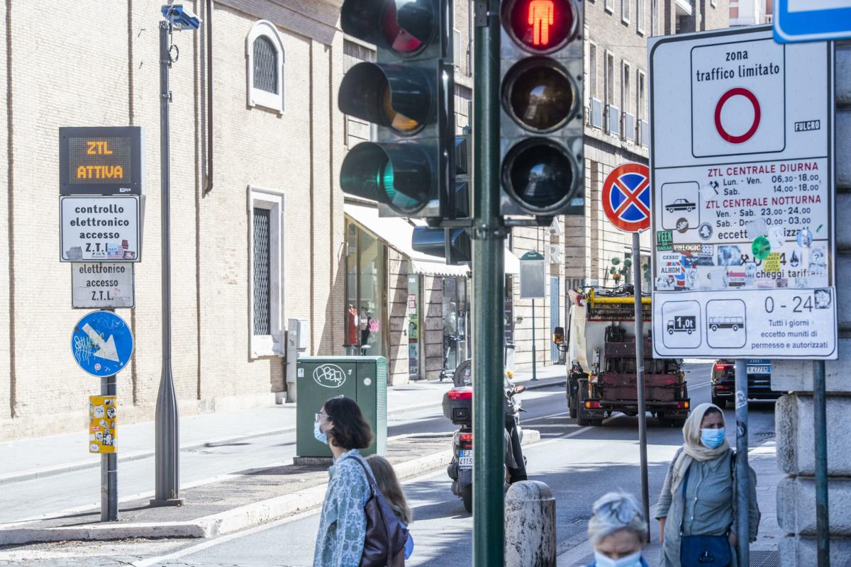 ZTL aperta nel week end a Terni dal 6 settembre per sostenere il commercio di prossimità