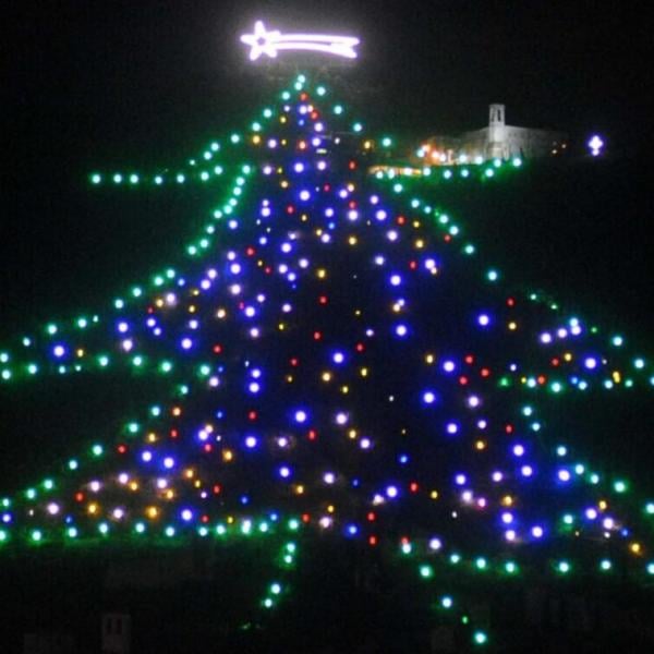 Accensione albero di Natale di Gubbio: data, orario e luogo