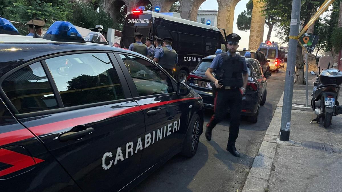 Palazzo di Assisi, baby gang aggredisce 14enne: scatta la denuncia