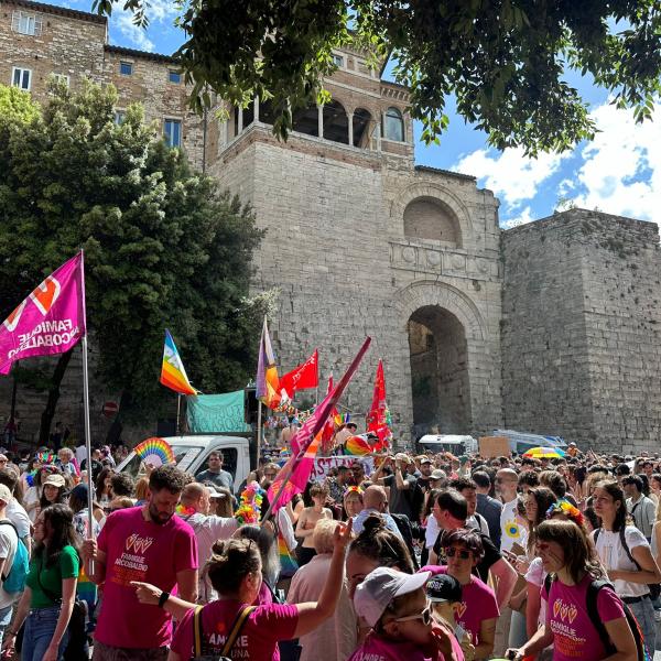 Umbria Pride, Ferdinandi “Un’onda di umanità travolgente”. Pococacio, M5S “Abbiamo scelto di esserci e combattere le ingiustizie”