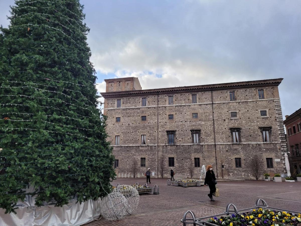 Torna il Natale, torna la ruota panoramica a Terni, e non è l’unica sorpresa