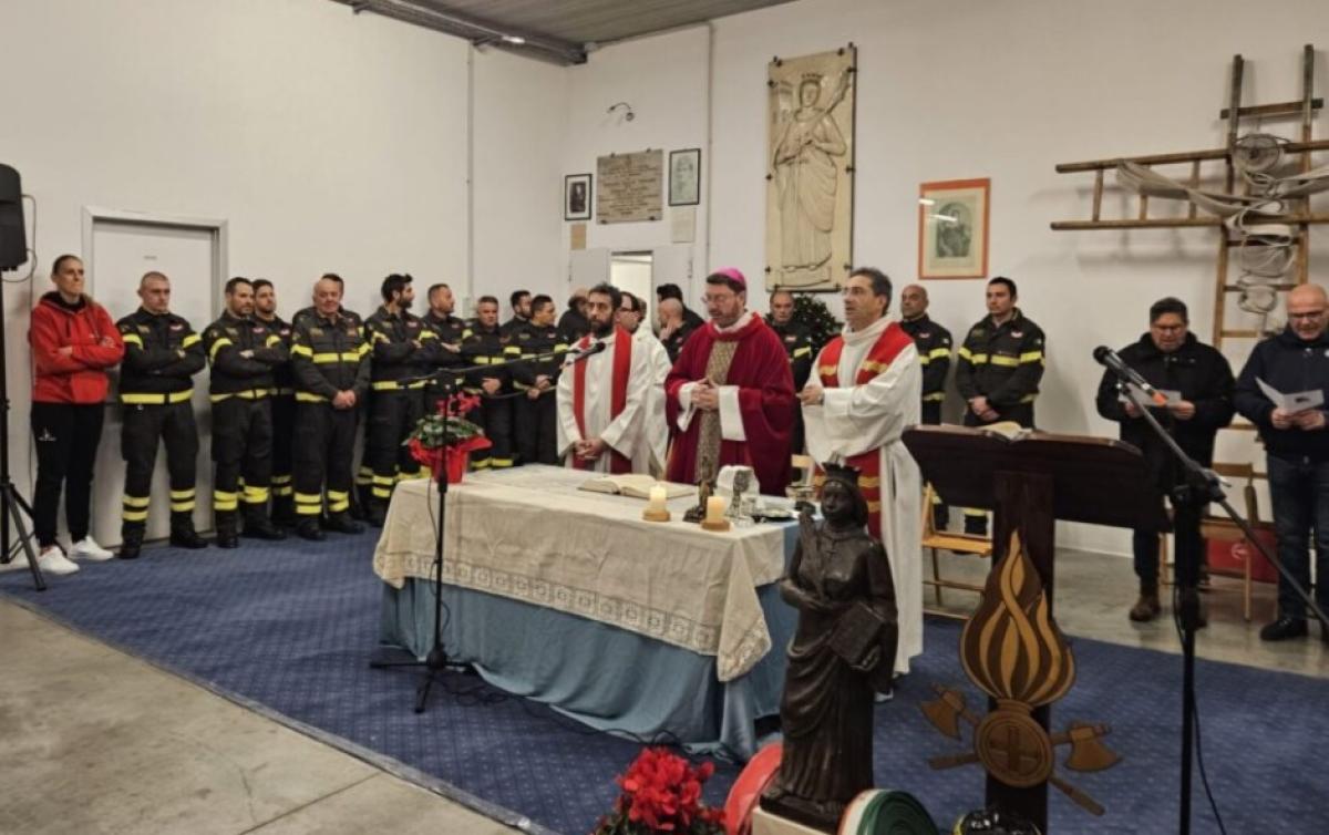 Anche Gubbio ringrazia i Vigili del Fuoco tra riconoscimenti, tradizione e gratitudine