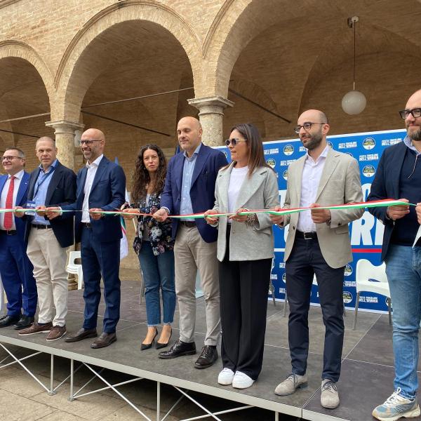 Assisi veste il tricolore di Fratelli d’Italia che lancia il bis di Tesei