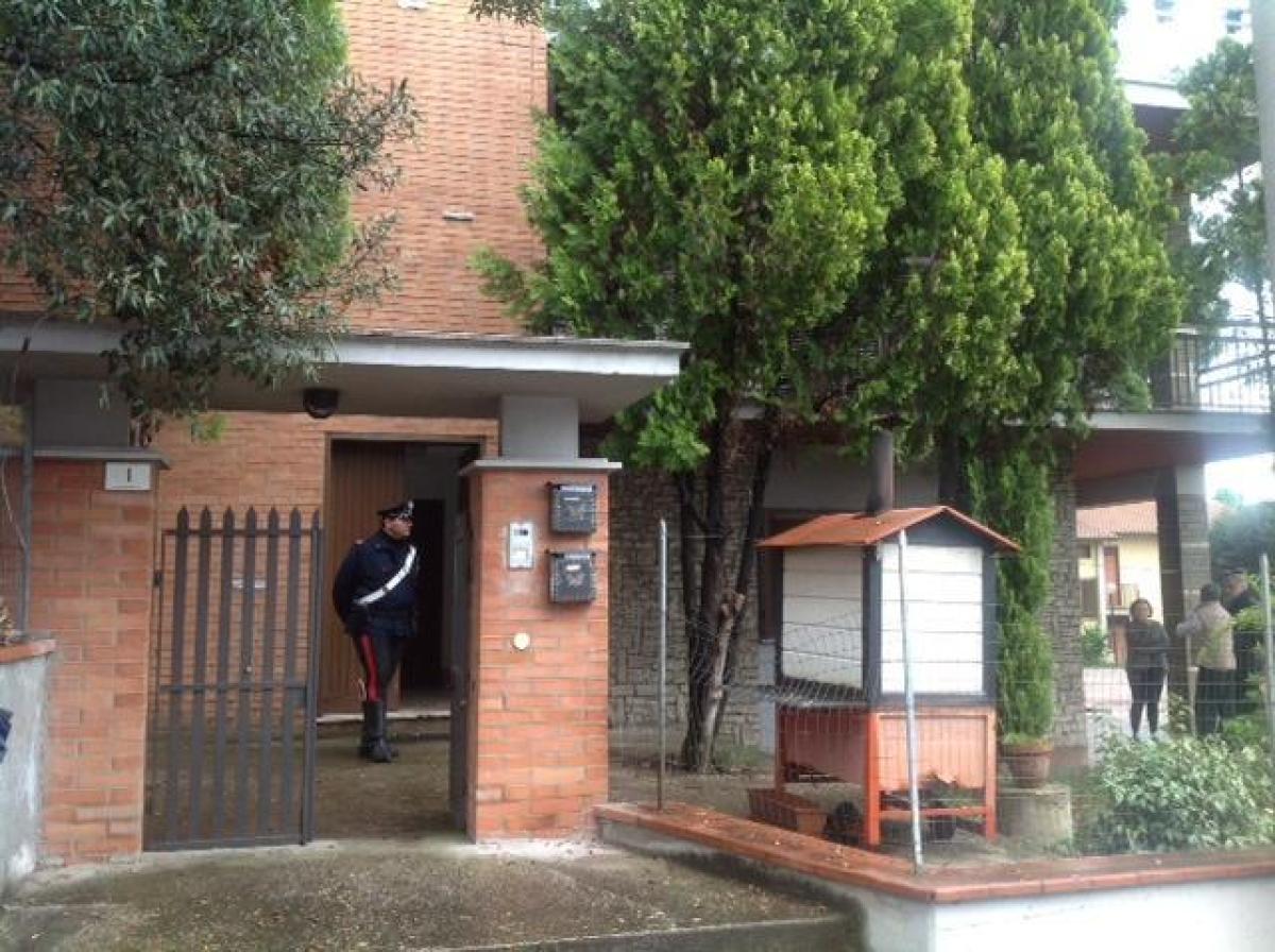 Terni, anziana aggredita in casa: gravi ferite al viso riportate