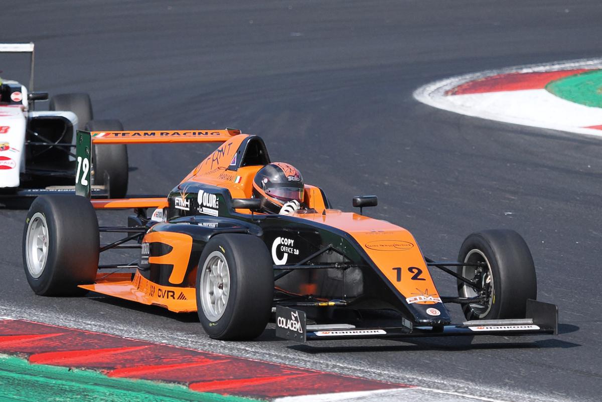 Formula X, nel weekend l’eugubino Mariani torna in pista al Mugello