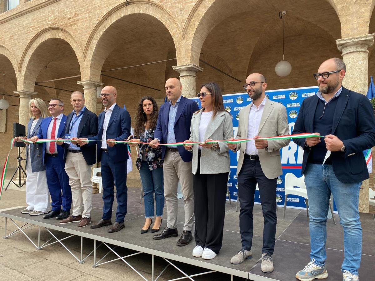 Assisi veste il tricolore di Fratelli d’Italia che lancia il bis di Tesei