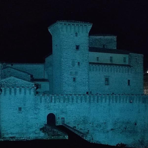 Dislessia, Rocca Flea illuminata per la giornata Internazionale