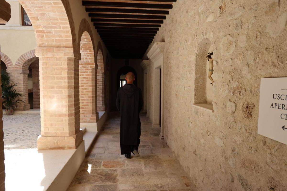 Rinasce il Monastero di San Benedetto in Monte dopo il terremoto. La presenza del Presidente della Camera Fontana