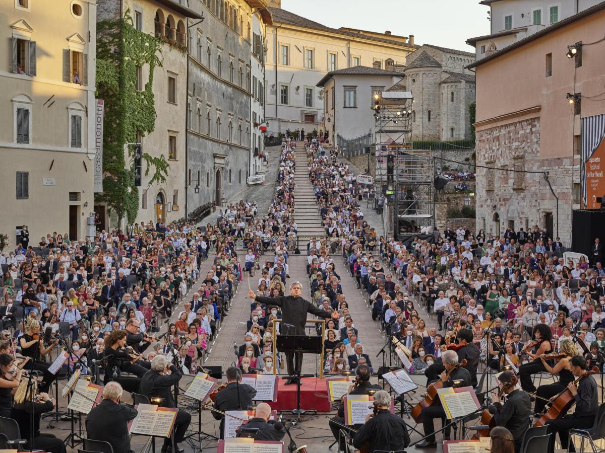 Spoleto, Festival dei Due Mondi, tutte le info: calendario, orari, ospiti e appuntamenti