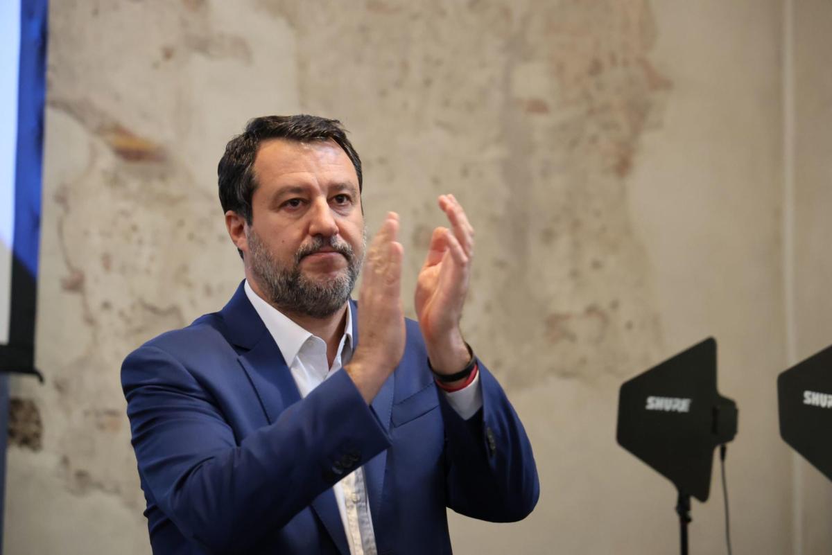 Matteo Salvini a Foligno difende Vannacci: “Salvini e Vannacci hanno diritto di parola”