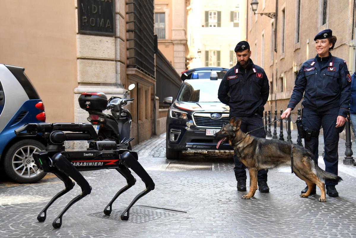 Falso allarme bomba ad Assisi: intervengono gli artificieri. Il ruolo  di questi specialisti nelle operazioni di sicurezza